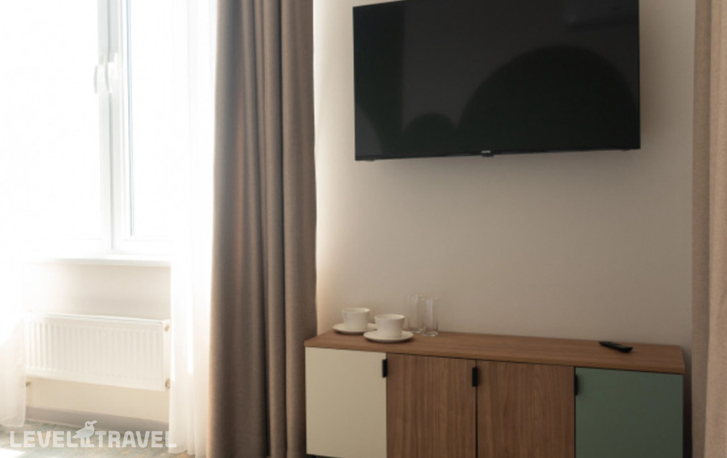 фотографии номера Cтандартные апартаменты с балконом отеля Таласса Hotel & Spa в Абхазия(Цандрыпш) - фото №4