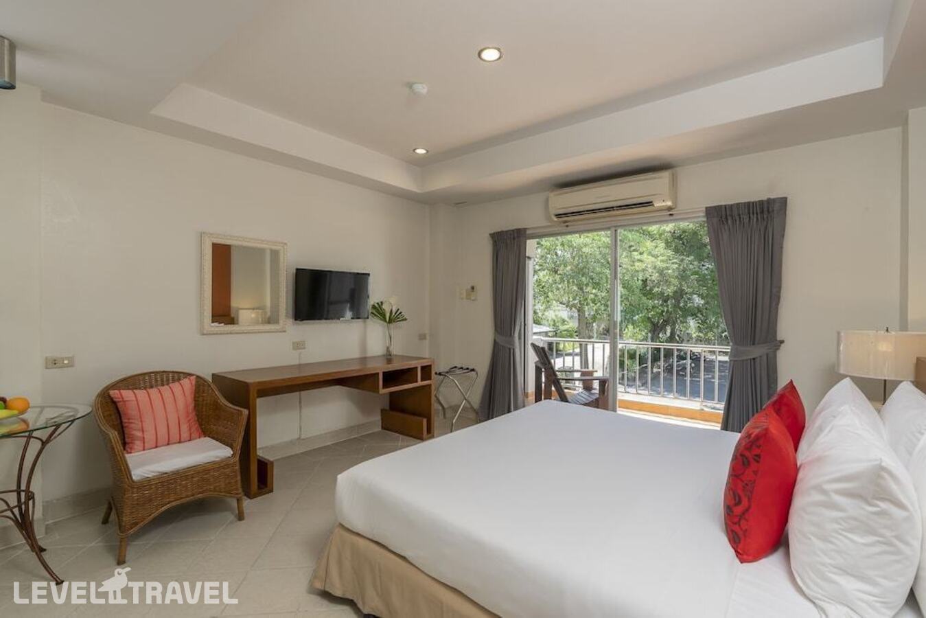 фотографии номера Делюкс с видом на сад отеля Bella Villa Pattaya 3rd Road (Ex. Bella Villa Serviced Apartment) в Таиланд(Центральная Паттайя) - фото №13