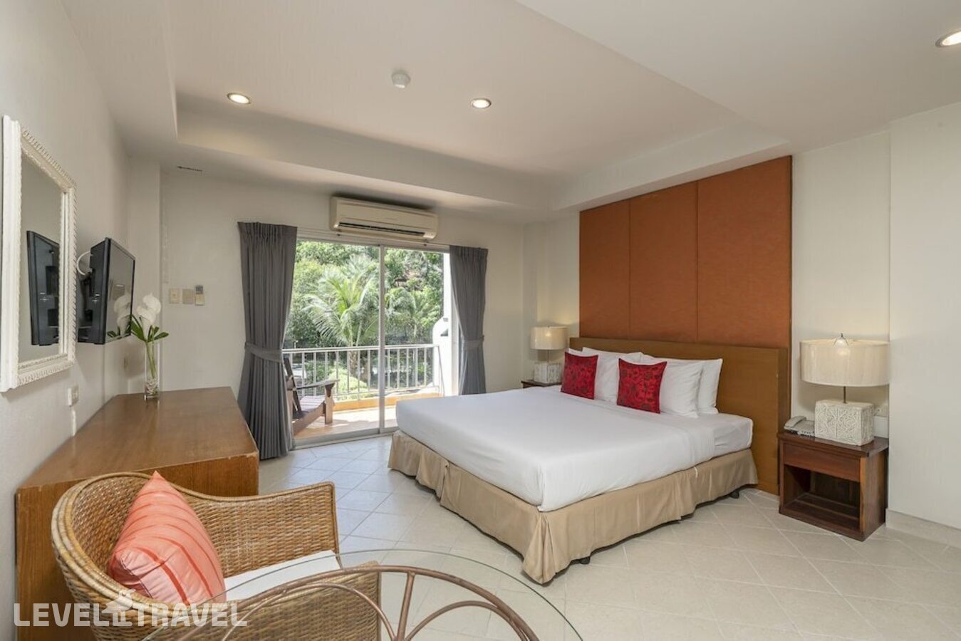 фотографии номера Делюкс с видом на сад отеля Bella Villa Pattaya 3rd Road (Ex. Bella Villa Serviced Apartment) в Таиланд(Центральная Паттайя) - фото №12