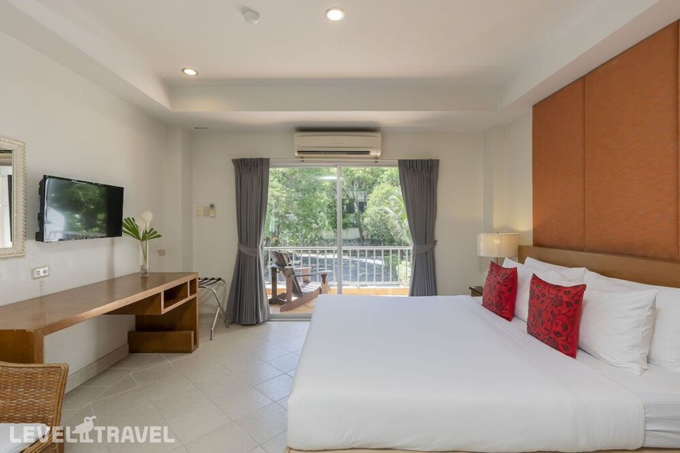 фотографии номера Делюкс с видом на сад отеля Bella Villa Pattaya 3rd Road (Ex. Bella Villa Serviced Apartment) в Таиланд(Центральная Паттайя) - фото №14