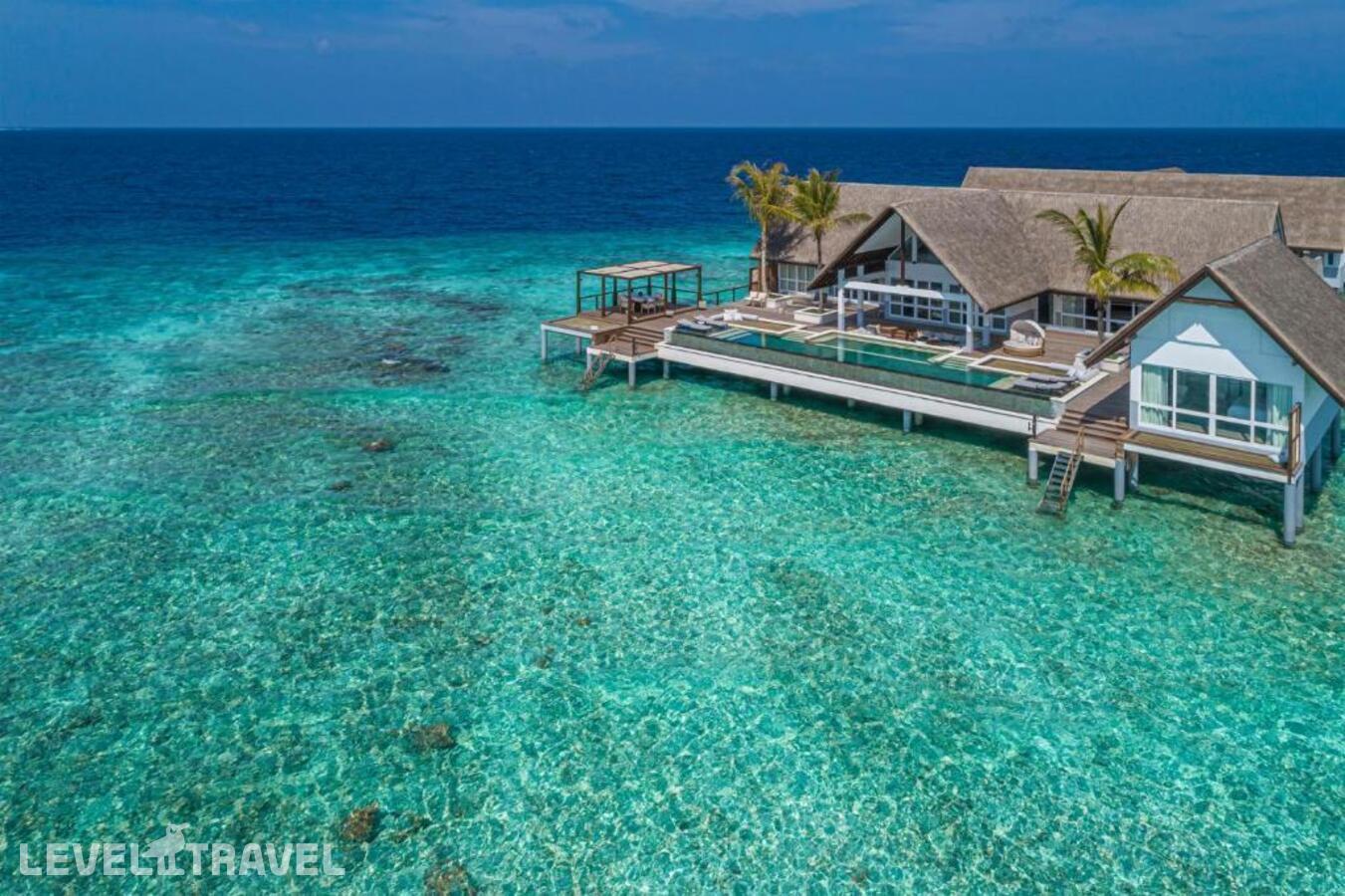 фотографии номера Вилла отеля Four Seasons Resort Landaa Giravaru в Мальдивы(Баа Атолл) - фото №4