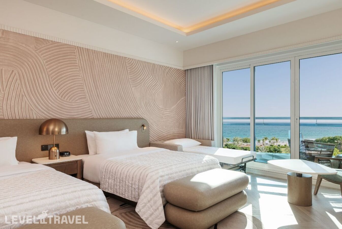 фотографии номера Представительский (две односпальные кровати) отеля Le Meridien Al Aqah Beach Resort в ОАЭ(Фуджейра) - фото №1