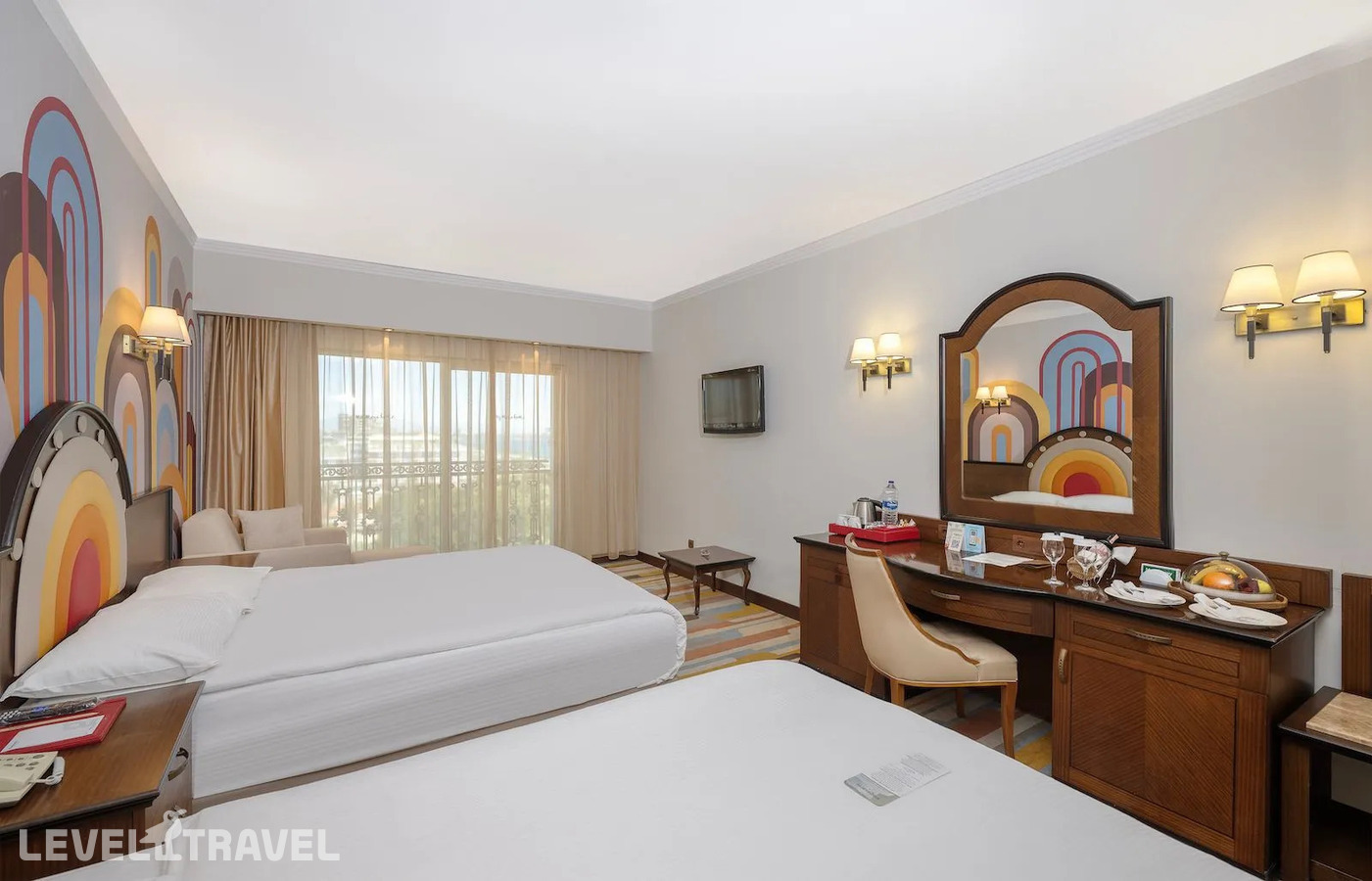 фотографии номера Семейный с боковым видом на море отеля Megasaray Westbeach Antalya (Ex. Harrington Park Resort) в Турция(Коньяалты) - фото №2