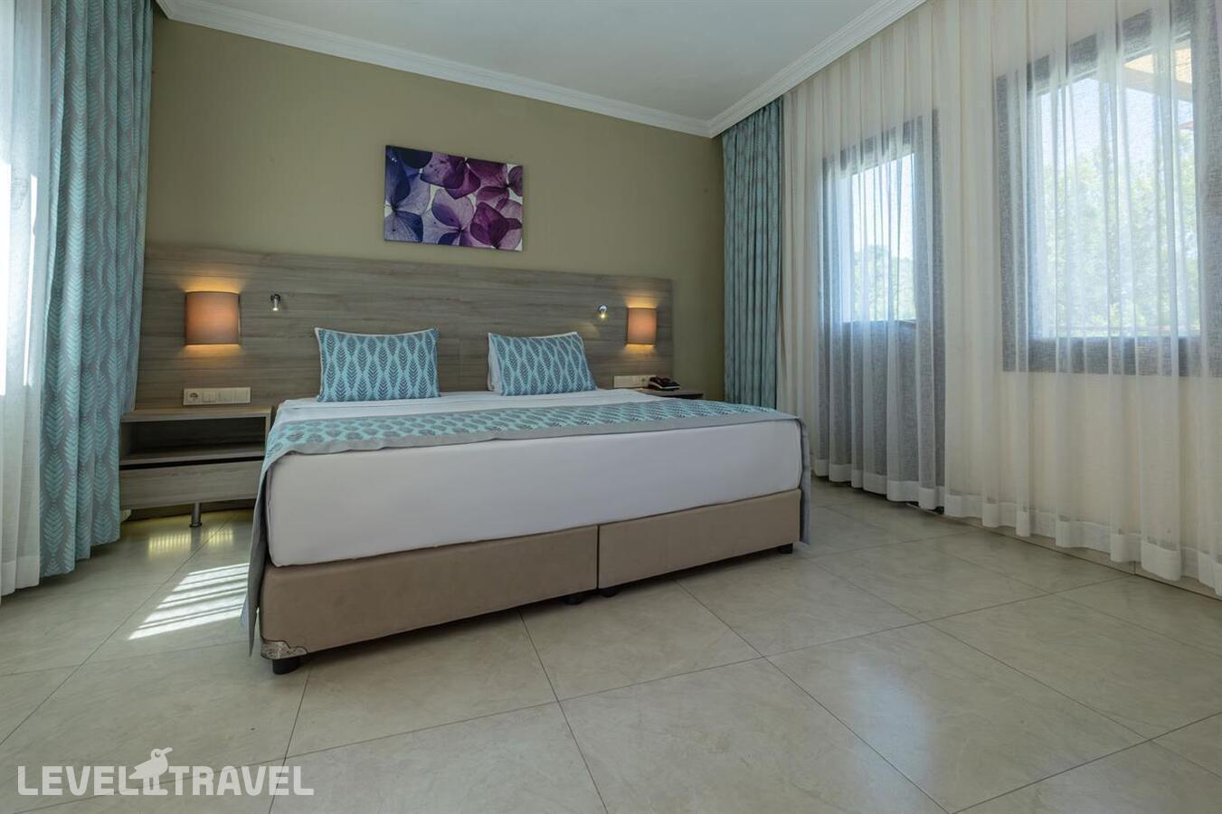 фотографии номера Клубный семейный делюкс отеля Bodrum Park Resort в Турция(Ялычифтлик) - фото №2
