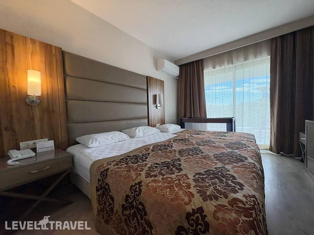фотографии номера Стандартный с видом на бассейн отеля WB TRAVEL Serra Park в Турция(Титреенгель) - фото №2