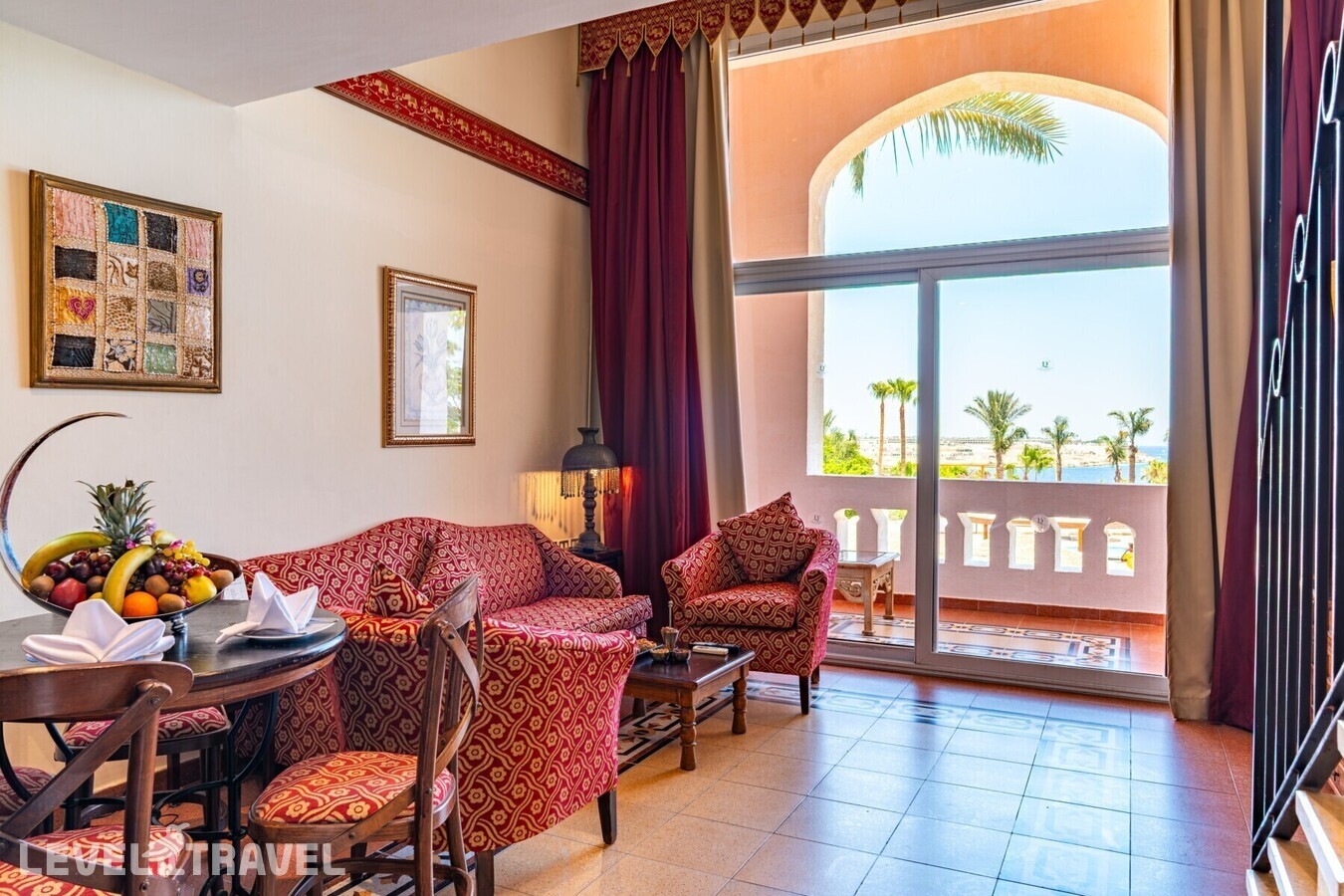 фотографии номера Полулюкс Harem с видом на море/бассейн отеля Domina Coral Bay Aquamarine Beach в Египет(Корал Бэй) - фото №2