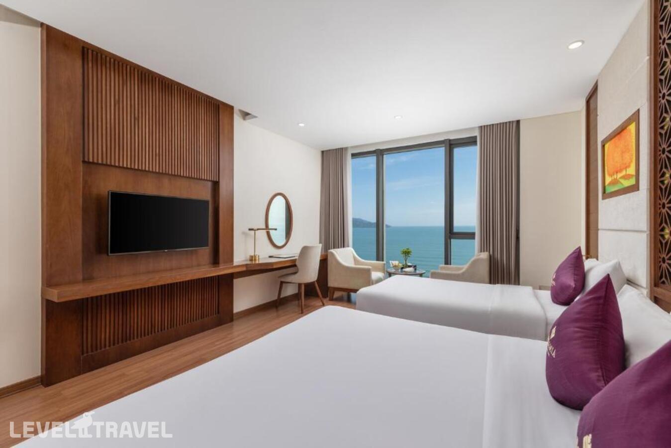 фотографии номера Трехместный премьер отеля Rosamia Da Nang Hotel в Вьетнам(Дананг) - фото №1