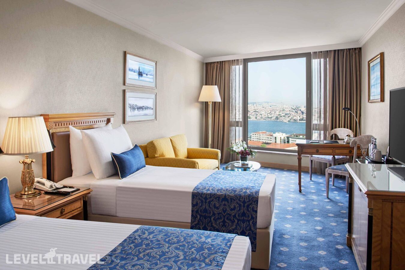 фотографии номера Классический с видом на море отеля Intercontinental Hotel Istanbul (Ex. Ceylan Intercontinental Hotel) в Турция(Бейоглу) - фото №2