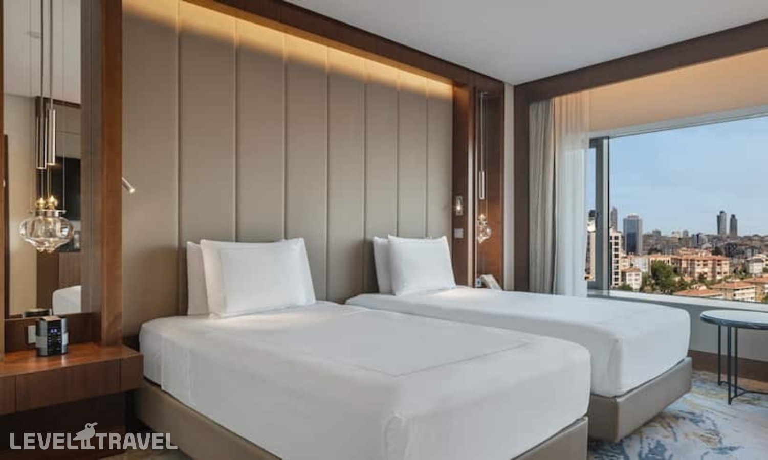 фотографии номера Представительский (две односпальные кровати) отеля Conrad Istanbul Bosphorus в Турция(Бешикташ) - фото №1
