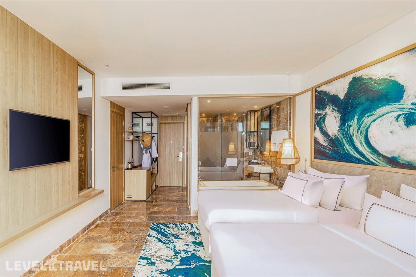 фотографии номера Премиум с частичным видом на море отеля Melia Danang в Вьетнам(Дананг) - фото №2
