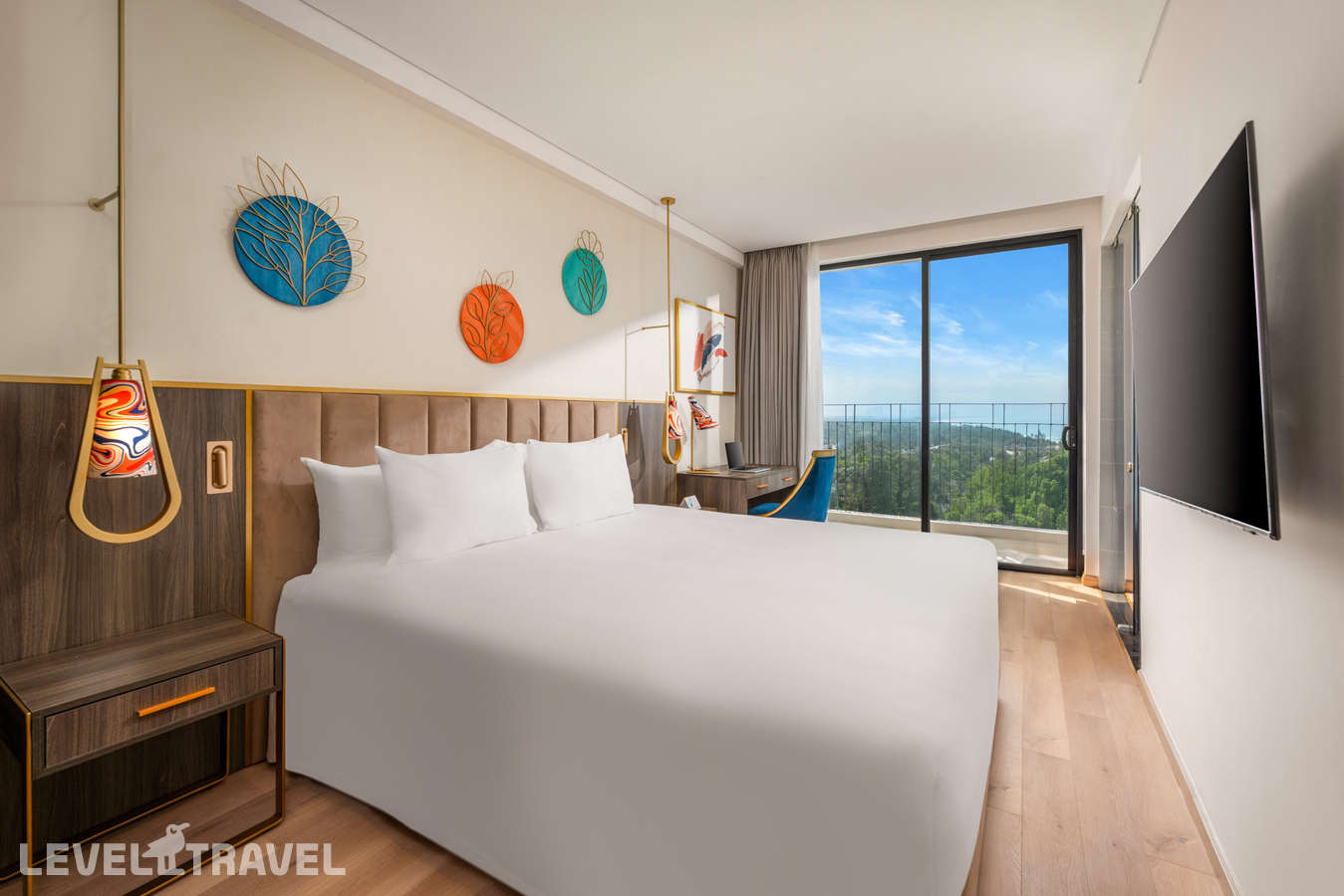 фотографии номера Семейный с видом на океан (2 спальни) отеля Wyndham Hoi An Royal Beachfront Resort & Villas в Вьетнам(Хойан) - фото №1