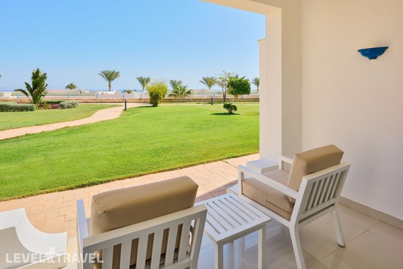 фотографии номера Стандартный с видом на бассейн или сад отеля Renaissance Sharm El Sheikh Golden View Beach Resort в Египет(Рас-Ум-Эль-Сид) - фото №3