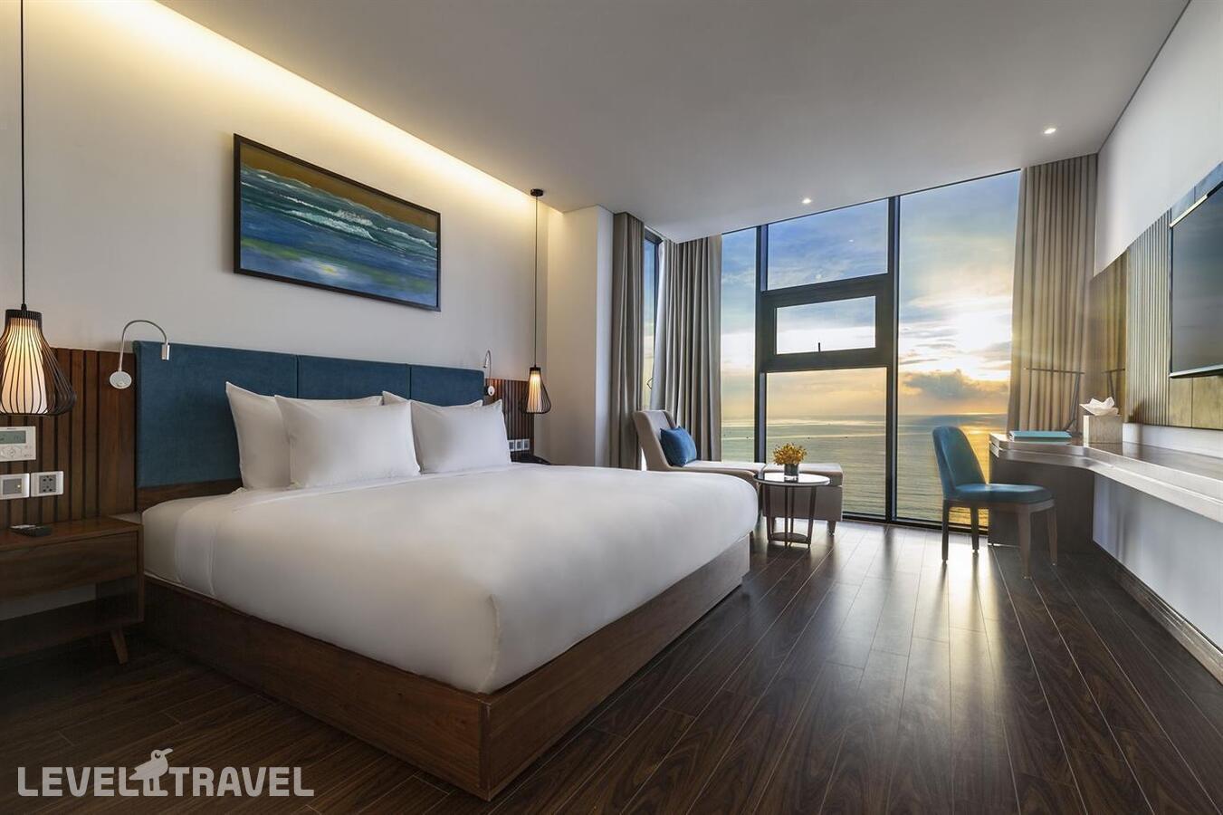 фотографии номера Пентхаус отеля Maximilan Danang Beach Hotel в Вьетнам(Дананг) - фото №1