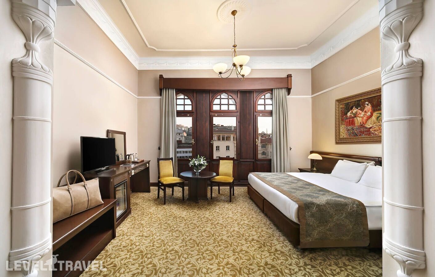 фотографии номера Делюкс с видом на город отеля Legacy Ottoman Hotel в Турция(Сиркеджи) - фото №1