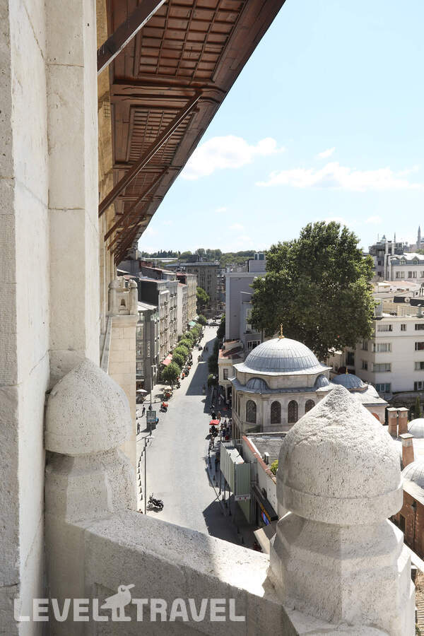 фотографии номера Полулюкс с видом на город отеля Legacy Ottoman Hotel в Турция(Сиркеджи) - фото №3