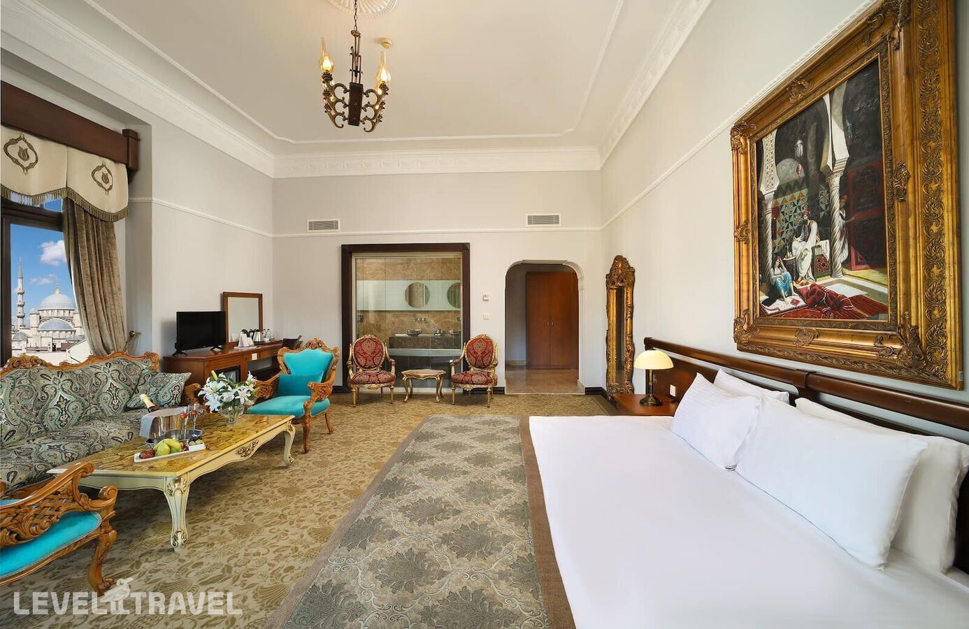 фотографии номера Полулюкс с видом на город отеля Legacy Ottoman Hotel в Турция(Сиркеджи) - фото №4