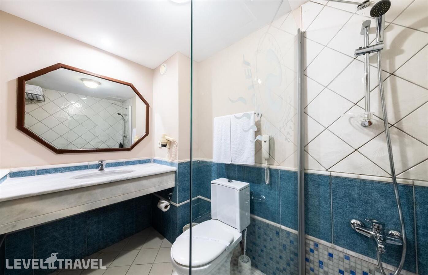 фотографии номера Стандартный номер отеля Senza Sunset Beach Hotel в Турция(Кестель) - фото №5