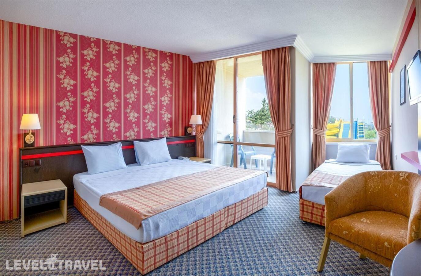 фотографии номера Стандартный номер отеля Senza Sunset Beach Hotel в Турция(Кестель) - фото №1