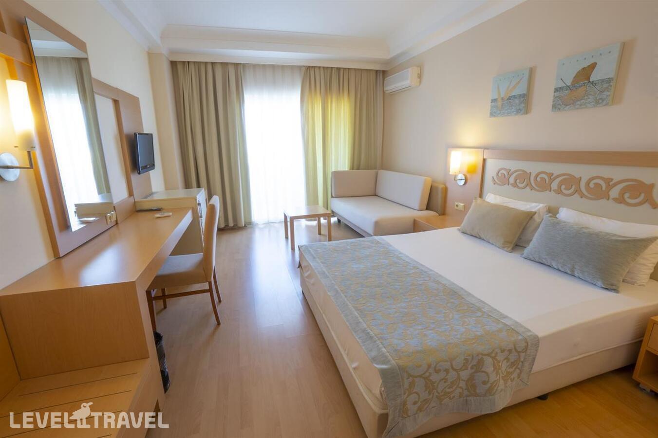 фотографии номера Стандартный номер отеля Solivia Hotel (Ex. Titan Select Hotel) в Турция(Конаклы) - фото №2