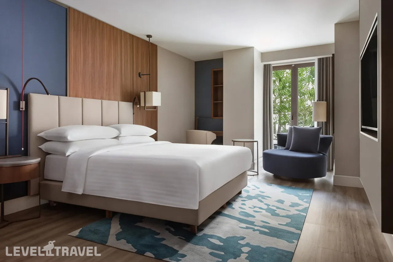 фотографии номера Стандартный с видом на город (двуспальная кровать) отеля Izmir Marriott Hotel в Турция(Измир) - фото №1