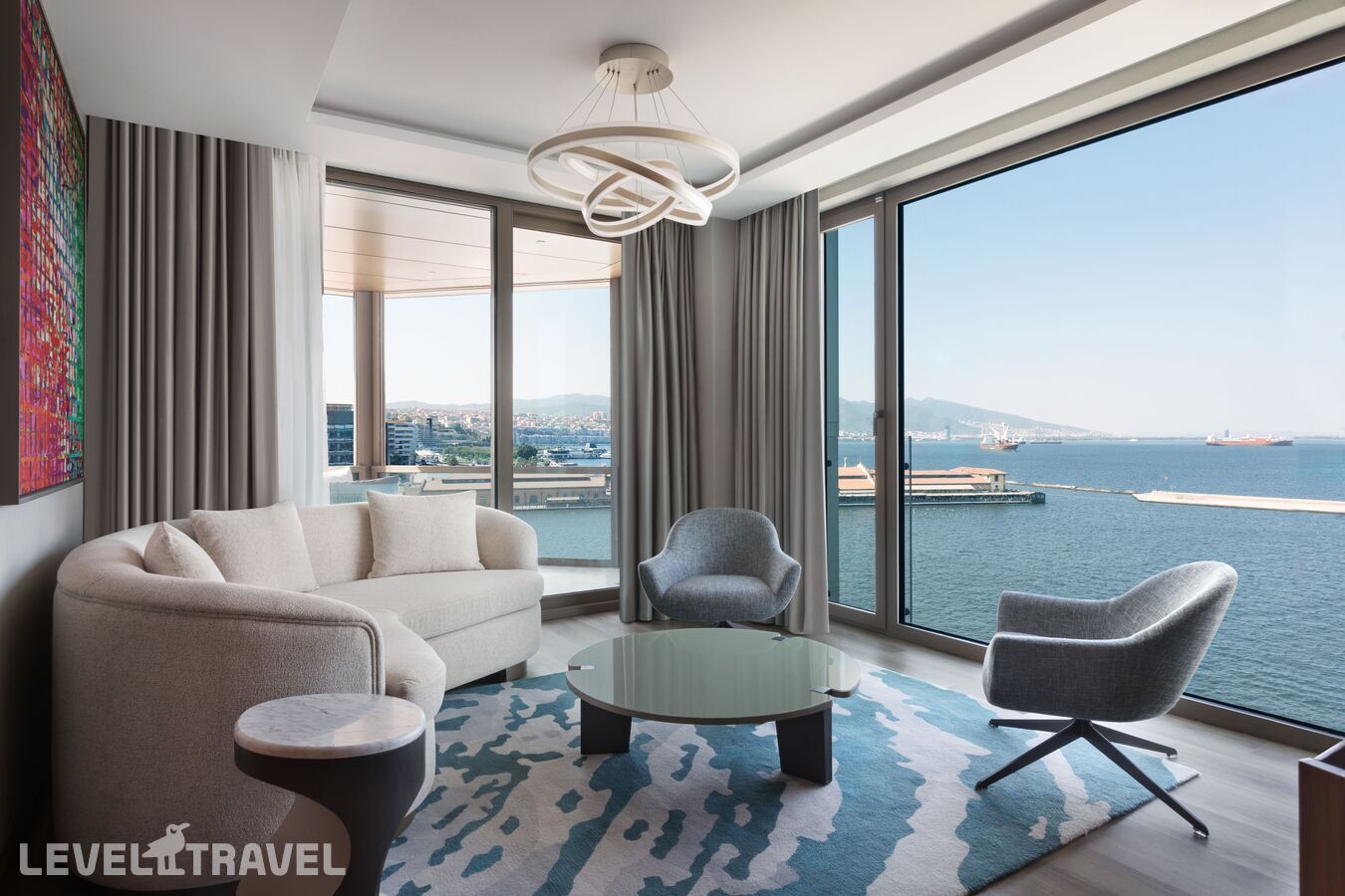 фотографии номера Люкс президентский отеля Izmir Marriott Hotel в Турция(Измир) - фото №3