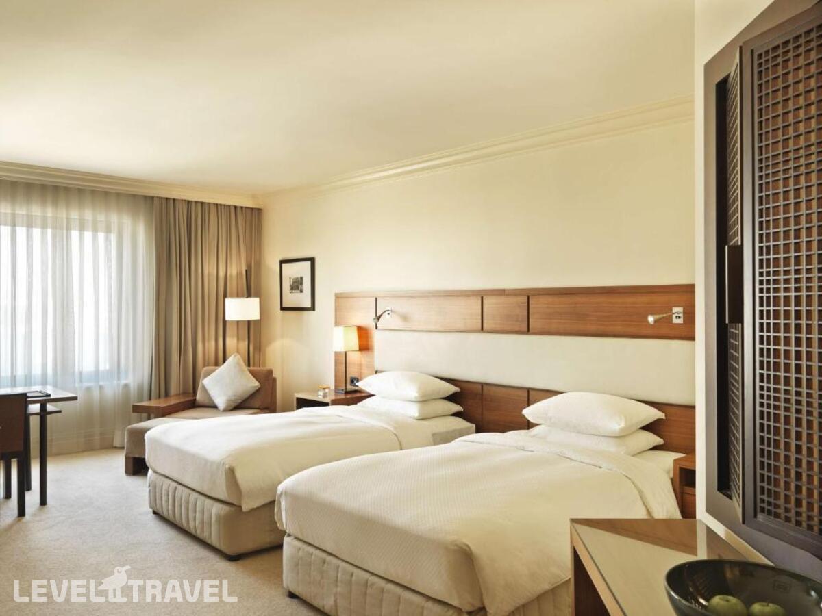 фотографии номера Люкс Гранд (две кровати) отеля Grand Hyatt Istanbul Hotel в Турция(Шишли) - фото №1