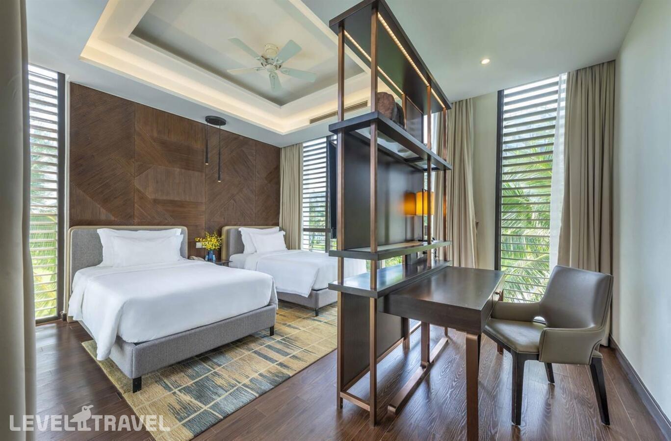 фотографии номера Вилла с видом на океан (3 спальни) отеля Vinpearl Resort & Golf Nam Hoi An в Вьетнам(Хойан) - фото №4