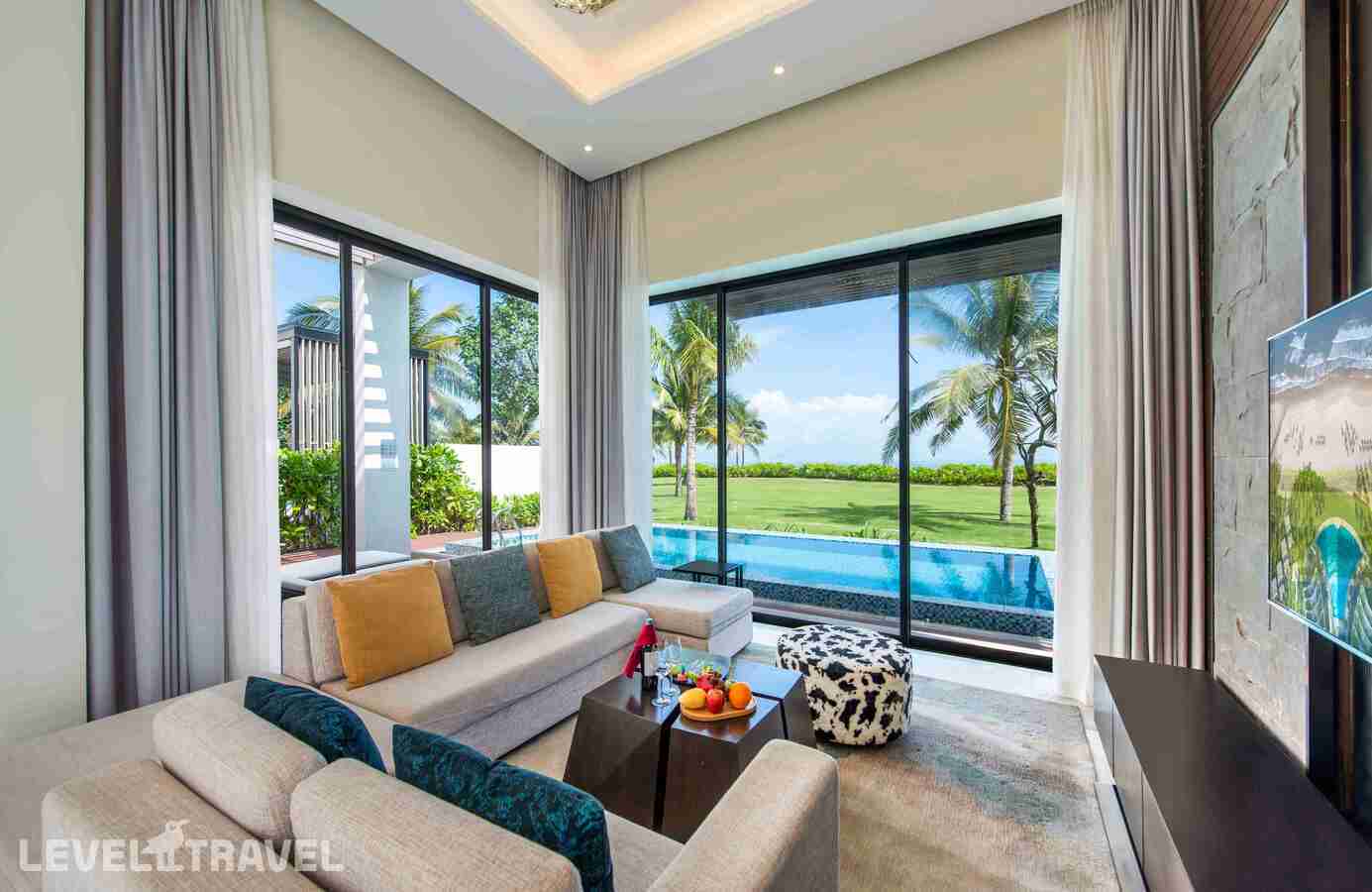 фотографии номера Вилла с видом на океан (3 спальни) отеля Vinpearl Resort & Golf Nam Hoi An в Вьетнам(Хойан) - фото №6