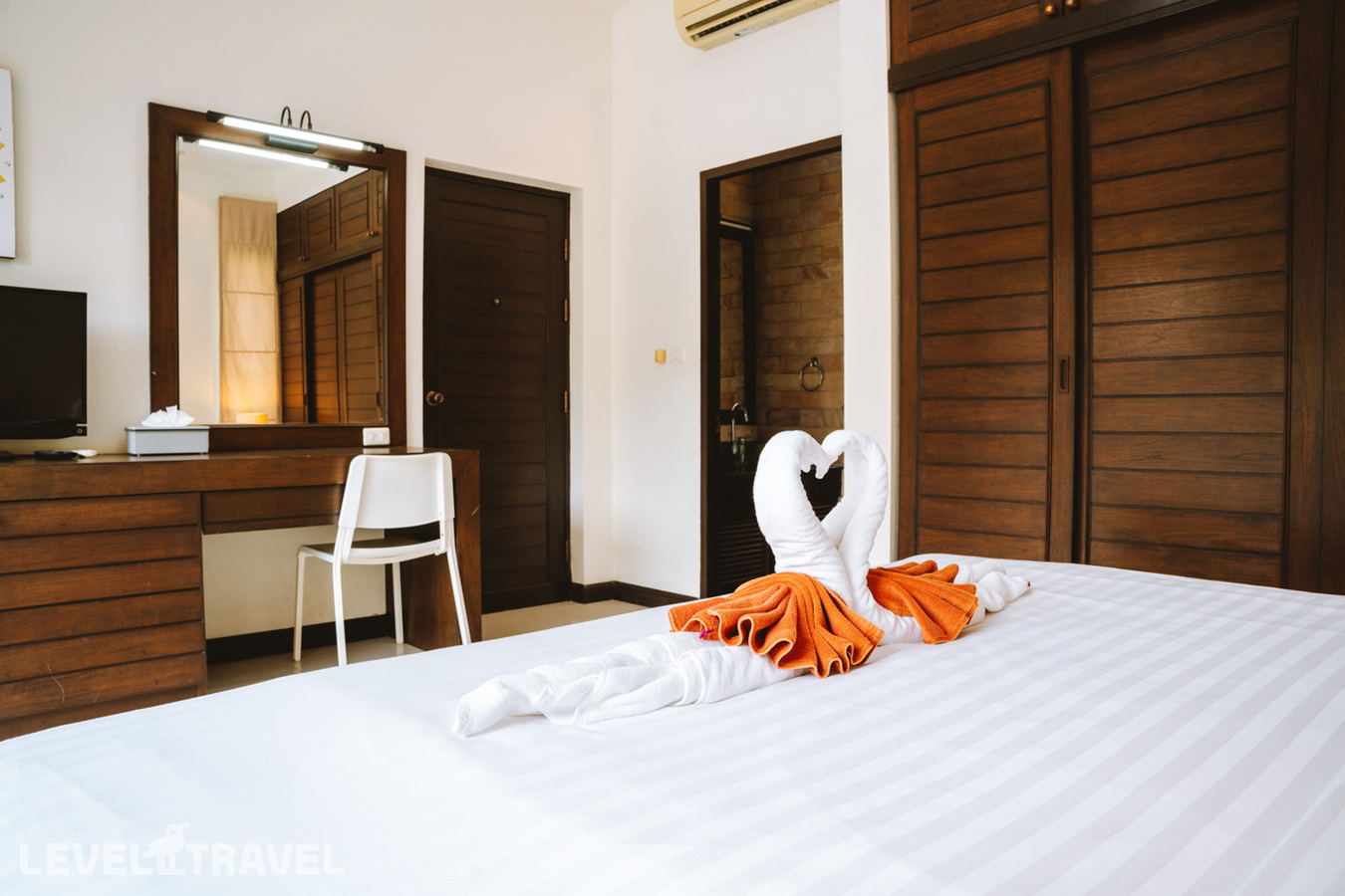 фотографии номера Вилла (2 спальни) отеля Layantara Resorts в Таиланд(Банг Тао Бич) - фото №8