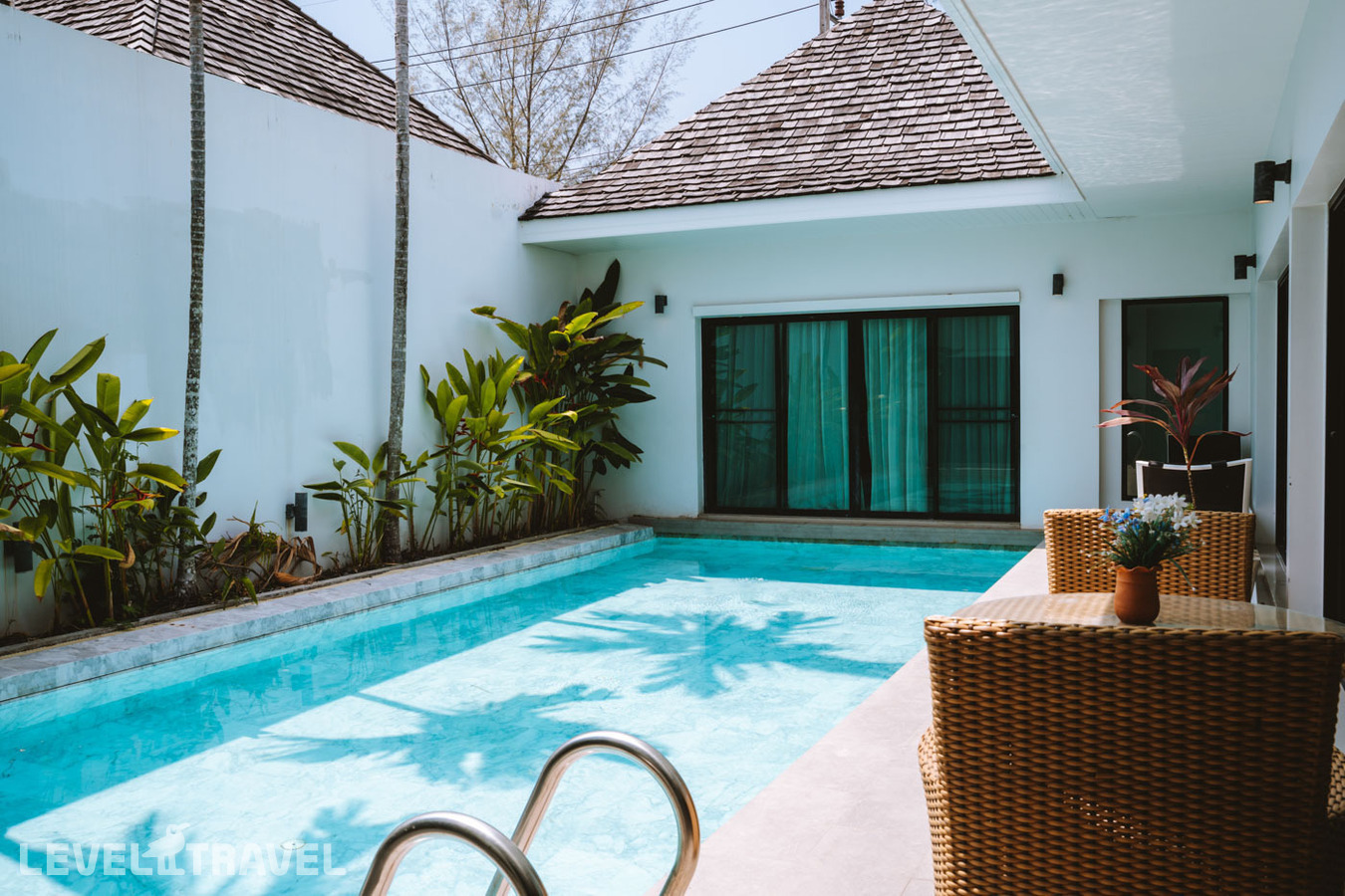 фотографии номера Улучшенная вилла (3 спальни) отеля Layantara Resorts в Таиланд(Банг Тао Бич) - фото №3