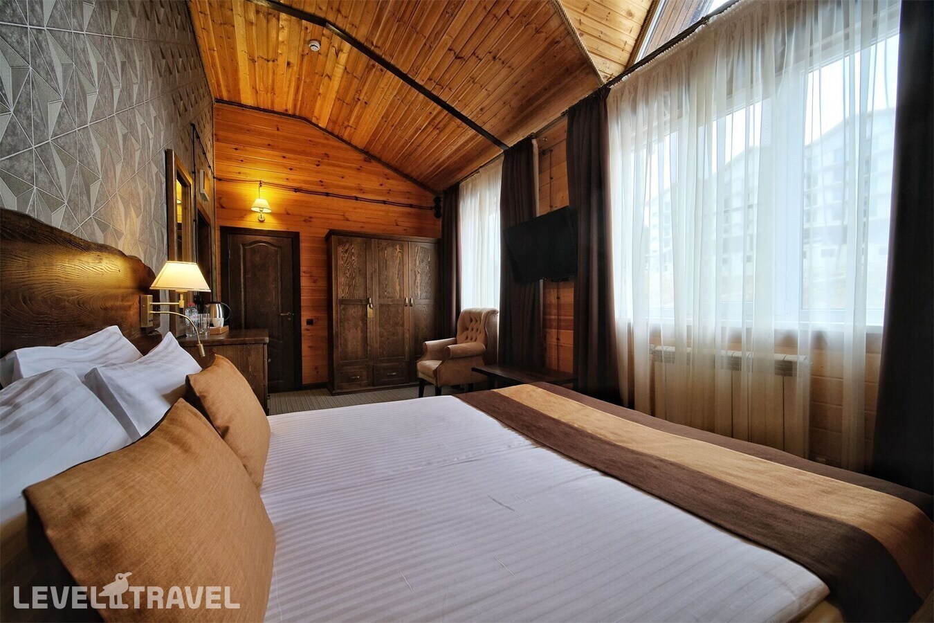 фотографии номера Комфорт Berber отеля Allure Lodge в Россия(Архыз) - фото №4