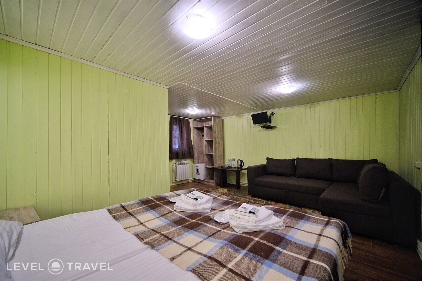 фотографии номера Домик комфорт отеля Allure Lodge в Россия(Архыз) - фото №2