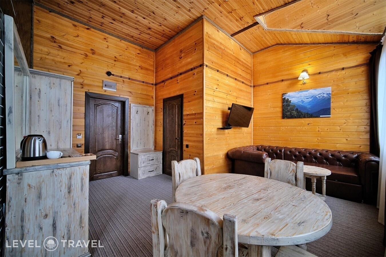 фотографии номера Люкс Emperador отеля Allure Lodge в Россия(Архыз) - фото №5