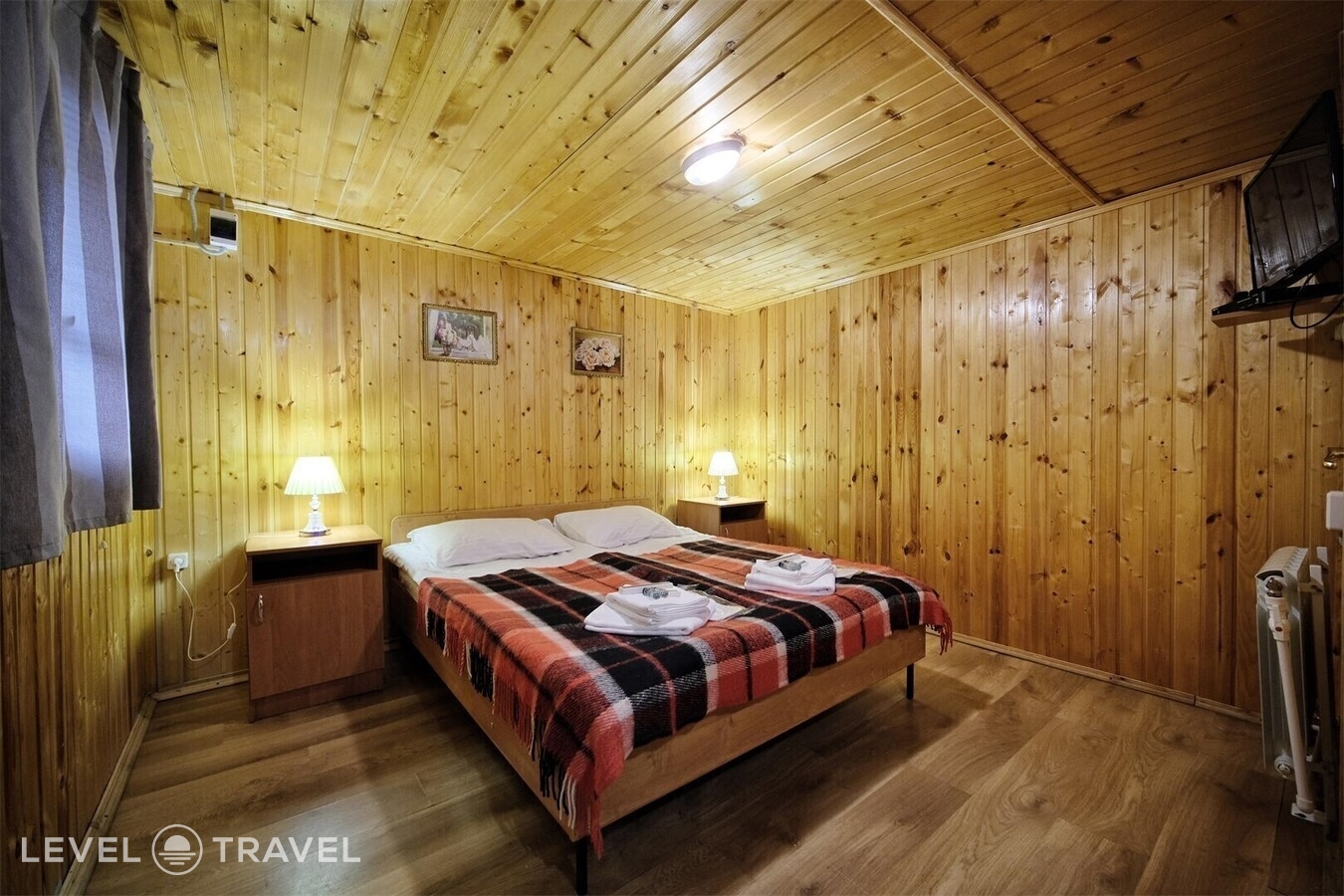 фотографии номера Улучшенный домик отеля Allure Lodge в Россия(Архыз) - фото №1