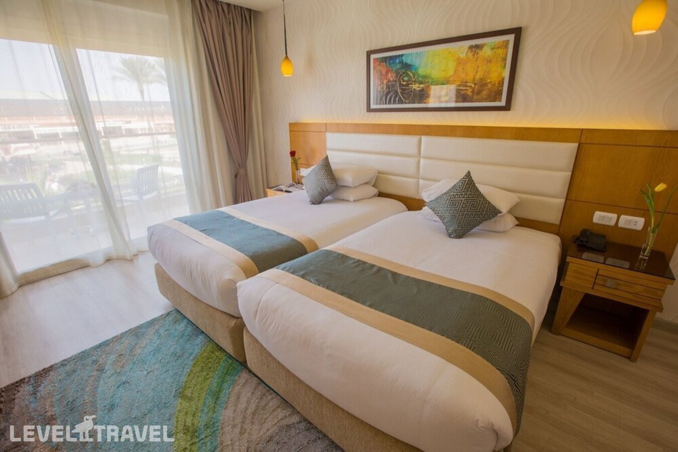 фотографии номера Делюкс (две односпальные кровати) отеля Pickalbatros Aqua Blu Resort - Sharm El Sheikh в Египет(Шарм-эль-Шейх) - фото №1