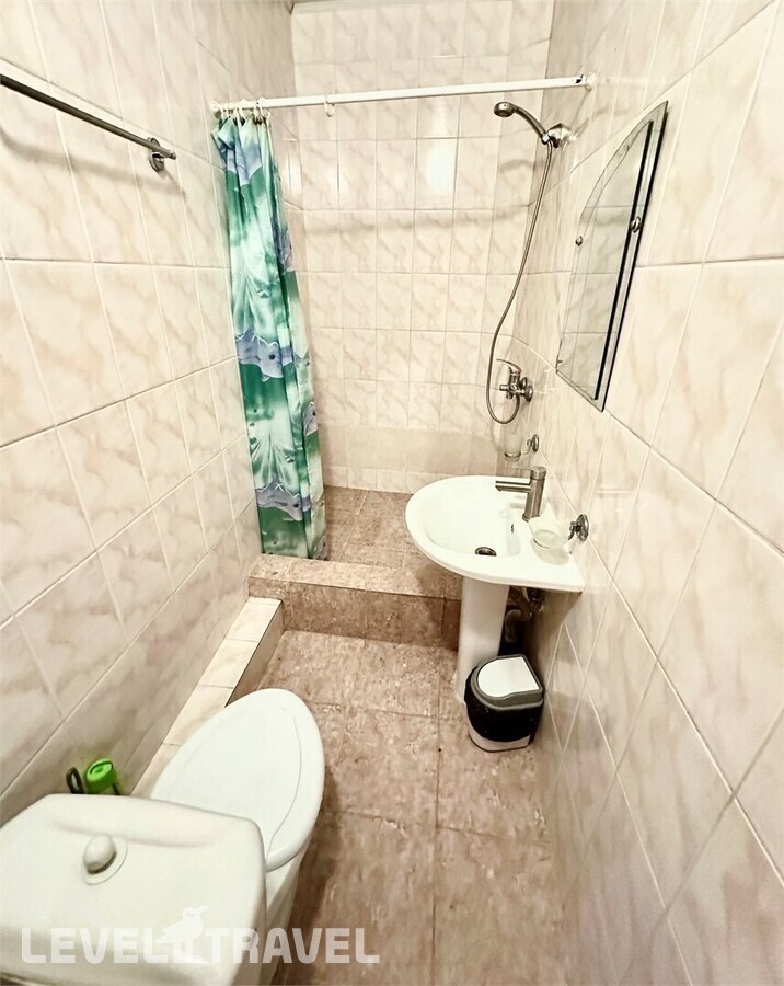 фотографии номера Четырёхместный (корпус 2) отеля Отель Мартлен в Россия(Адлер) - фото №6
