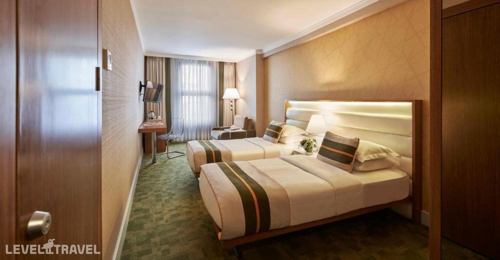 фотографии номера Стандартный с видом на город отеля Richmond Istanbul Hotel в Турция(Бейоглу) - фото №2