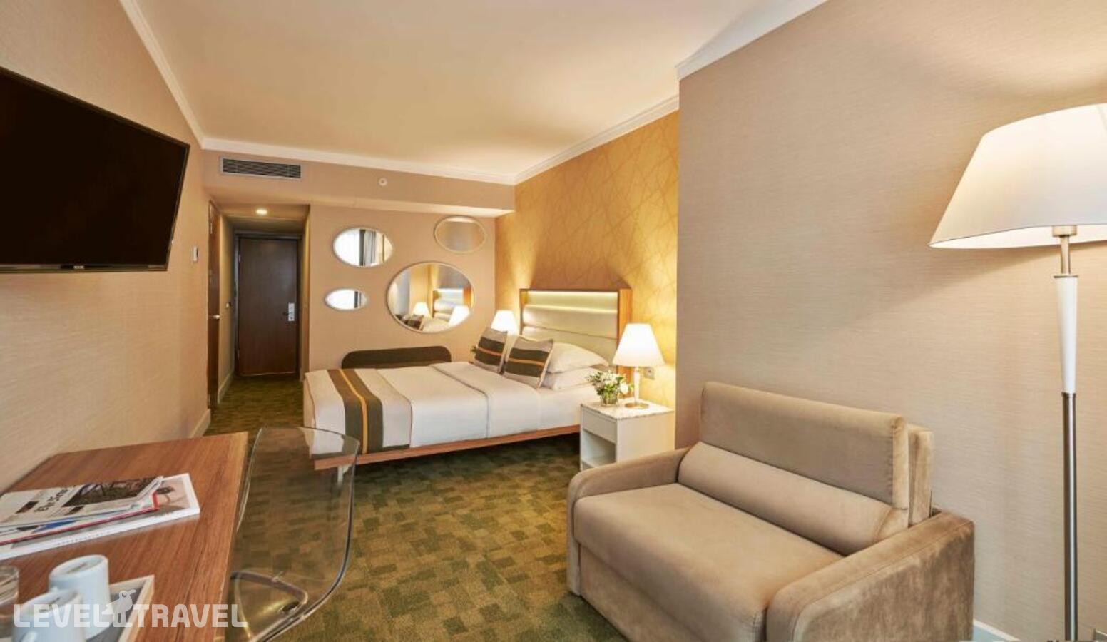 фотографии номера Стандартный с видом на город отеля Richmond Istanbul Hotel в Турция(Бейоглу) - фото №1