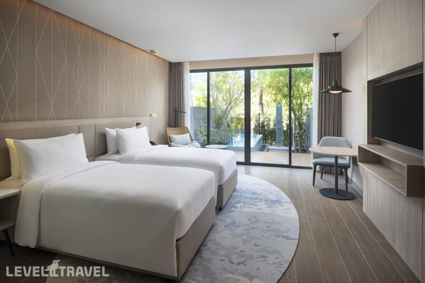 фотографии номера Улучшенный с бассейном отеля Radisson Blu Resort Phuket Mai Khao Beach в Таиланд(Май Као Бич) - фото №2