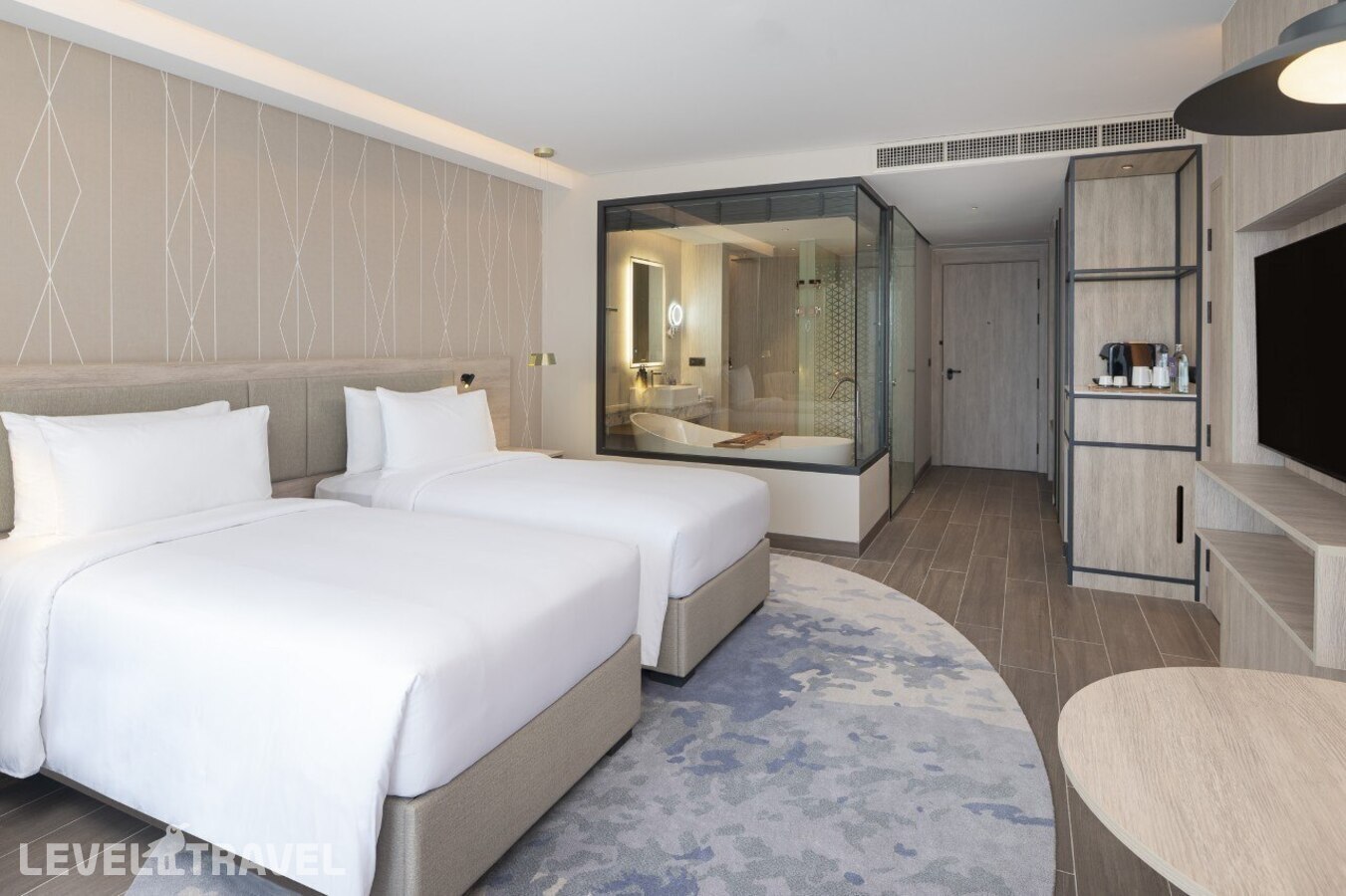 фотографии номера Премиум с доступом в бассейн отеля Radisson Blu Resort Phuket Mai Khao Beach в Таиланд(Май Као Бич) - фото №3