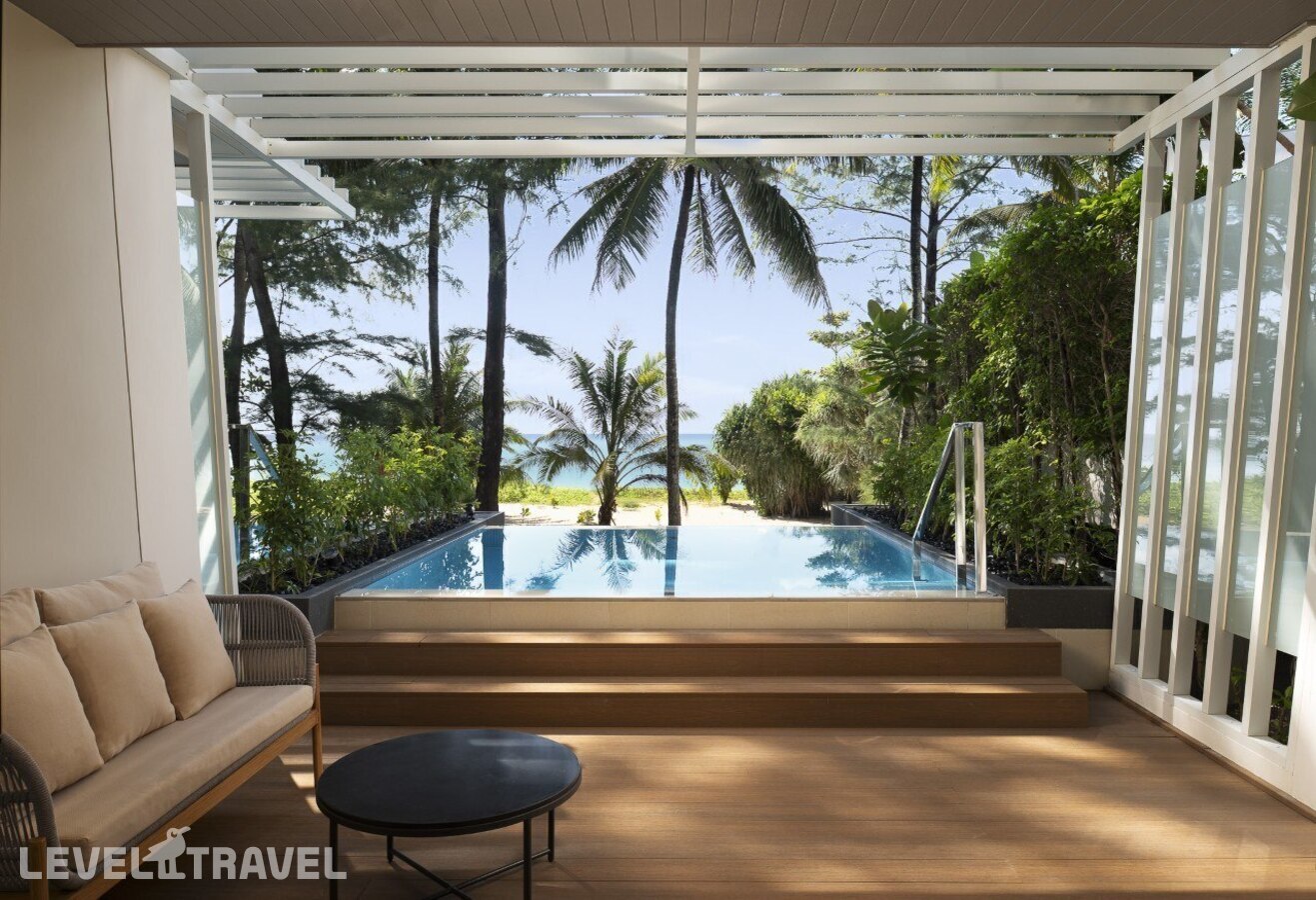 фотографии номера Премиум с бассейном отеля Radisson Blu Resort Phuket Mai Khao Beach в Таиланд(Май Као Бич) - фото №3
