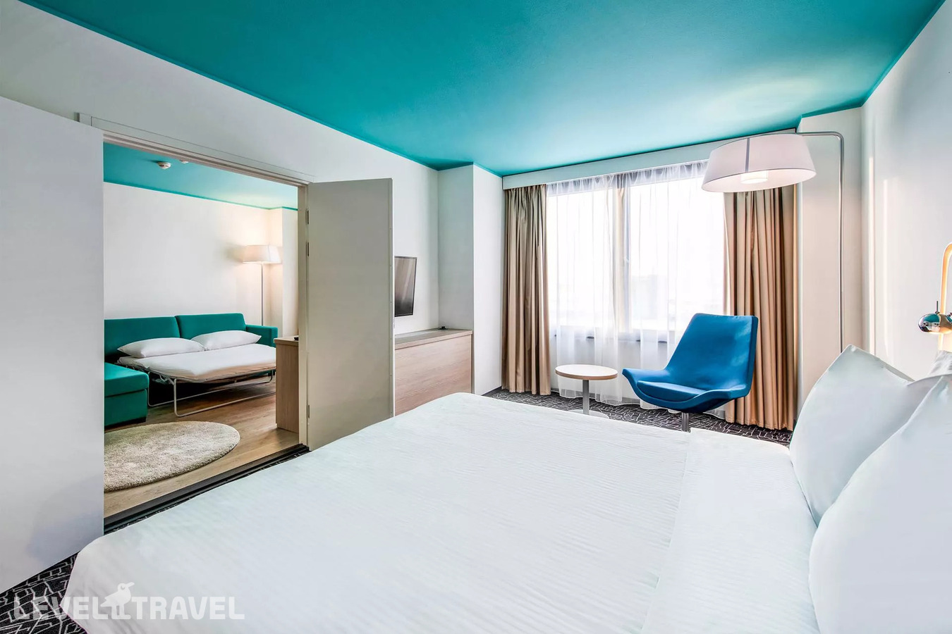 фотографии номера Семейный номер отеля Cosmos Saint-Petersburg Pribaltiyskaya Hotel (Ex. Park Inn By Radisson Pribaltiyskaya Hotel) в Россия(Василеостровский район) - фото №2