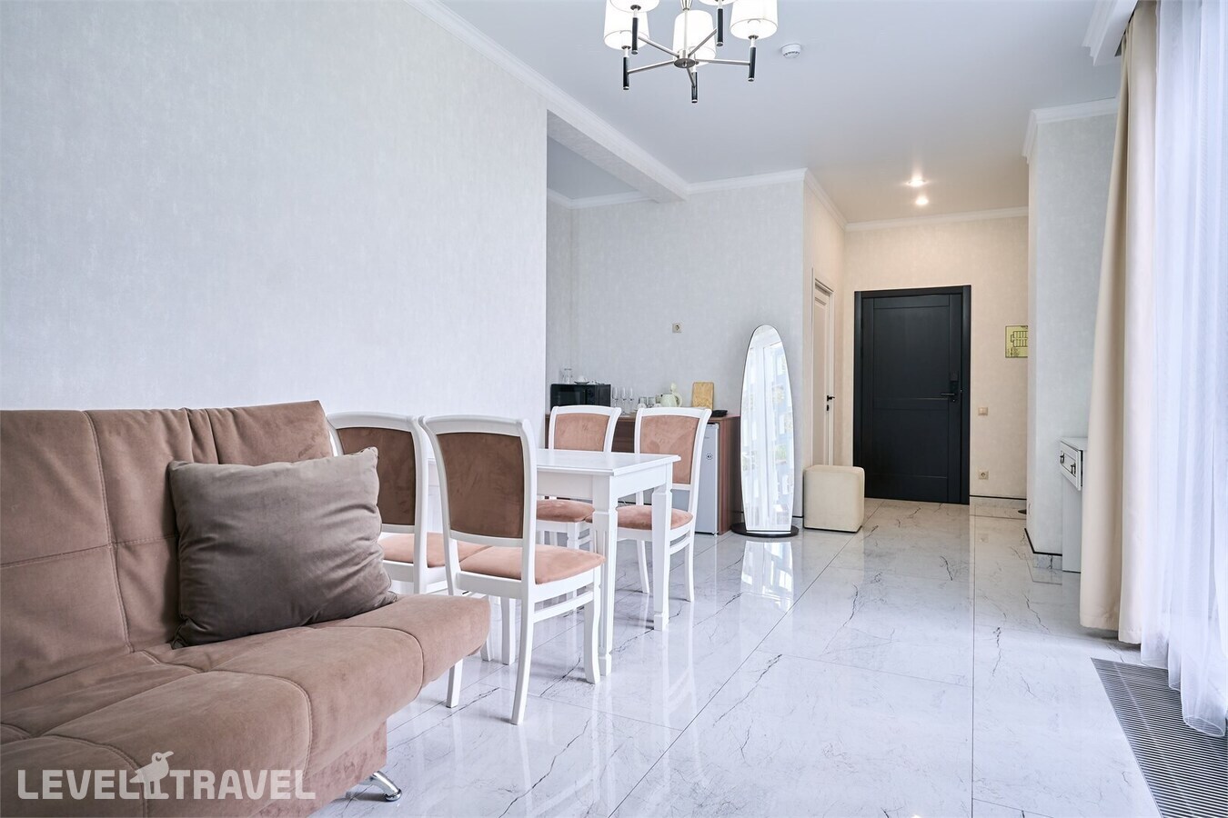 фотографии номера Люкс с гостиной отеля Il Punto Hotel By Provence (Ex. Grand Way Курортный Парк) в Россия(Сочи - Центр) - фото №9