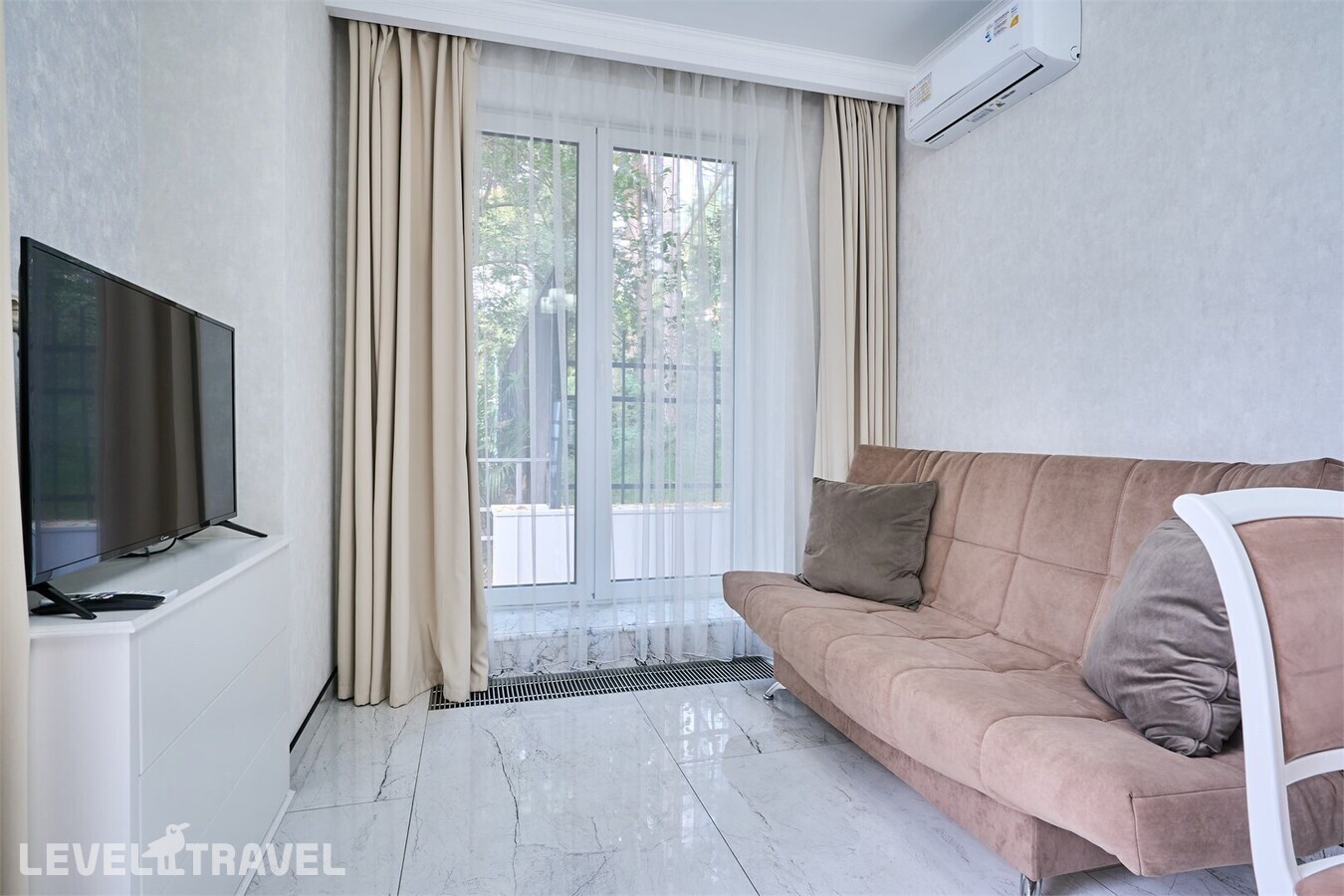 фотографии номера Люкс с гостиной отеля Il Punto Hotel By Provence (Ex. Grand Way Курортный Парк) в Россия(Сочи - Центр) - фото №11