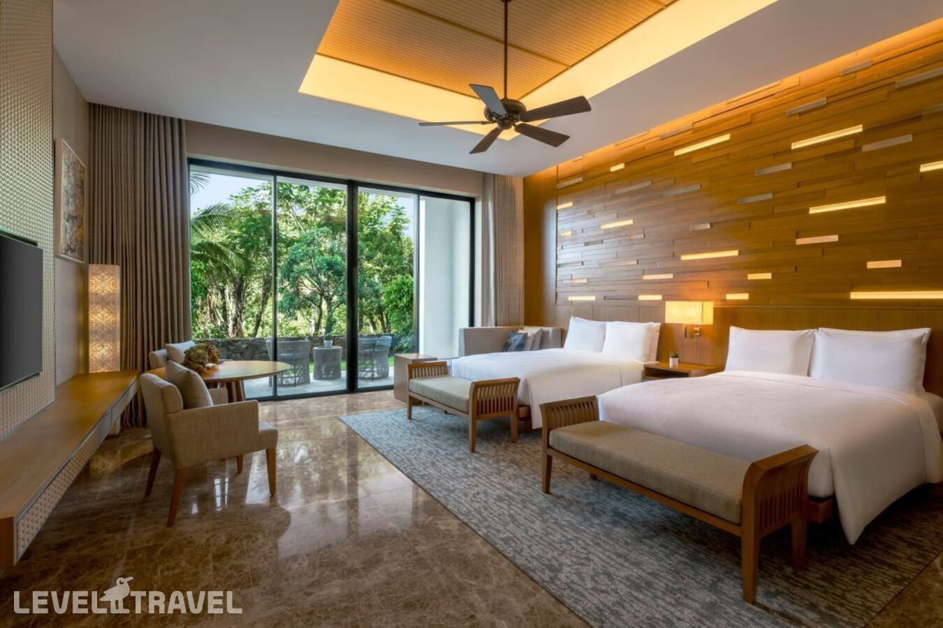 фотографии номера Делюкс (две двуспальные кровати) отеля Jw Marriott Cam Ranh Bay Resort & Spa в Вьетнам(Камрань) - фото №1