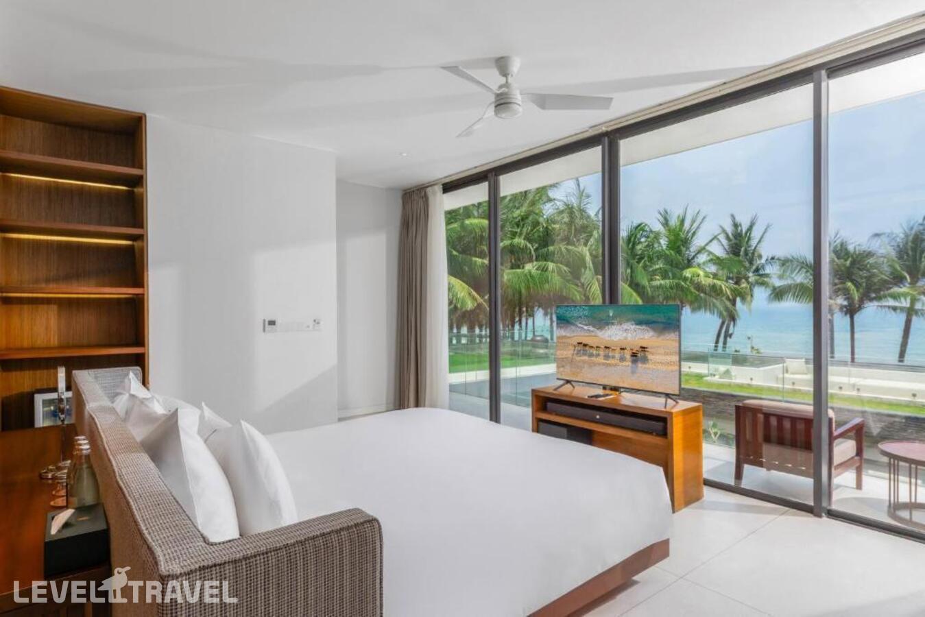фотографии номера Вилла с прямым видом на пляж (3 спальни) отеля Naman Retreat Danang в Вьетнам(Дананг) - фото №3