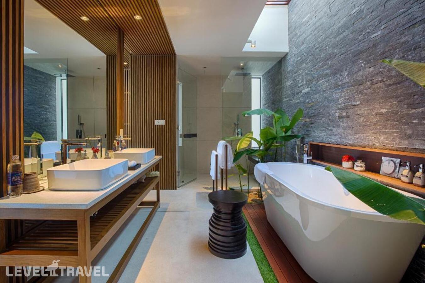 фотографии номера Вилла с прямым видом на пляж (3 спальни) отеля Naman Retreat Danang в Вьетнам(Дананг) - фото №4