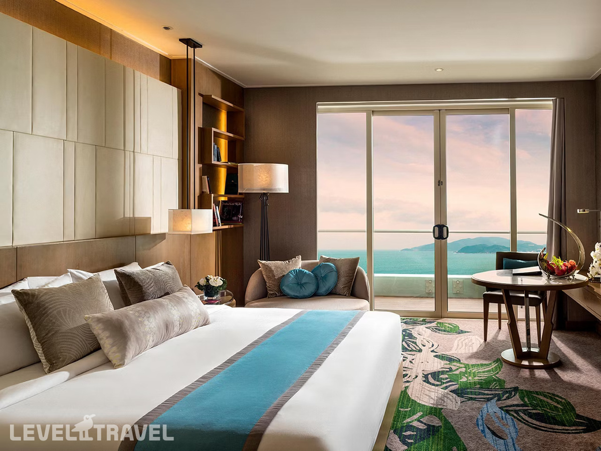 фотографии номера Стандартный с видом на океан (верхний этаж) отеля Intercontinental Nha Trang Hotel в Вьетнам(Нячанг) - фото №1