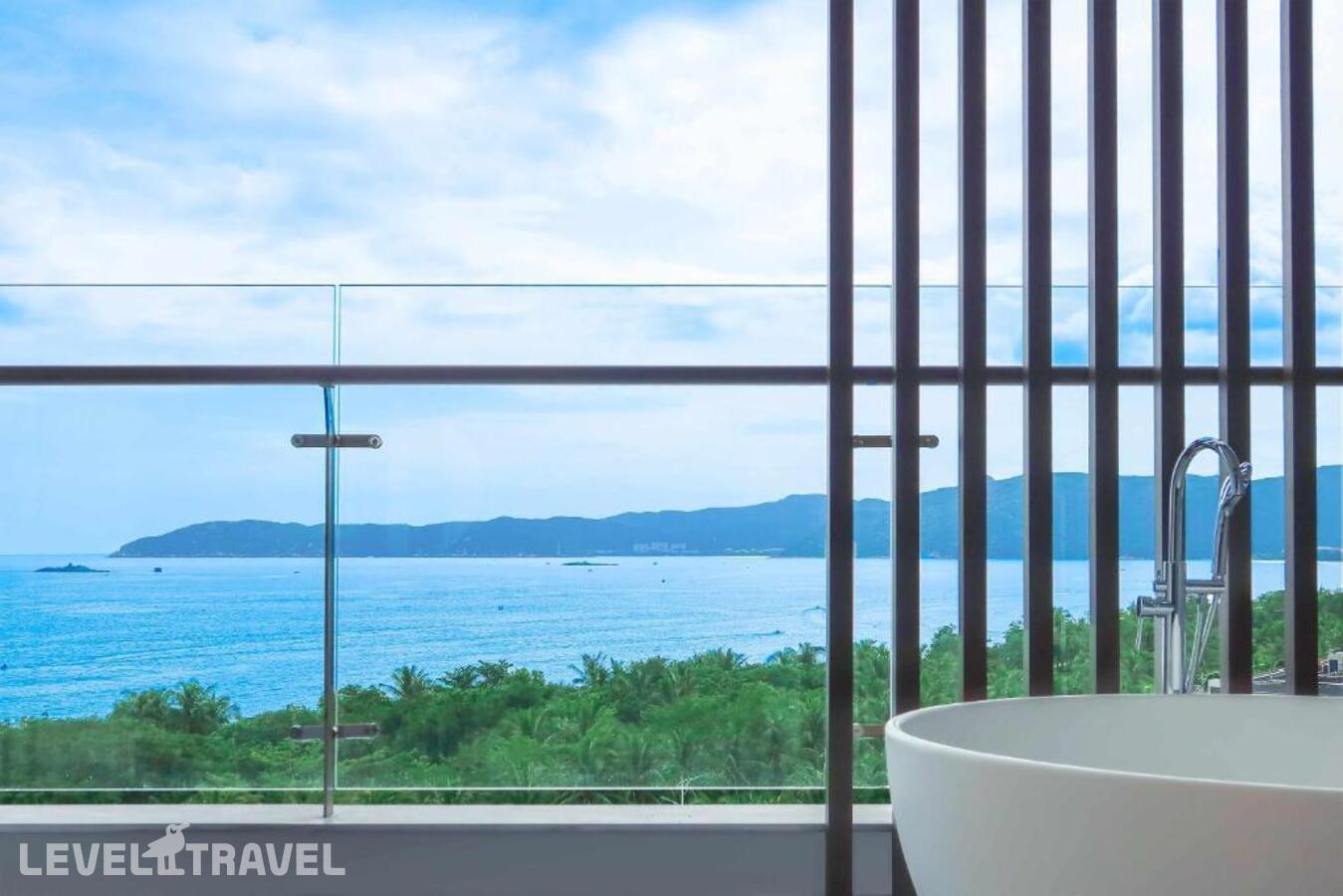 фотографии номера Стандартный с видом на океан (верхний этаж) отеля Hualuxe Sanya Yalong Bay Resort в Китай(Ялонг Бэй) - фото №5