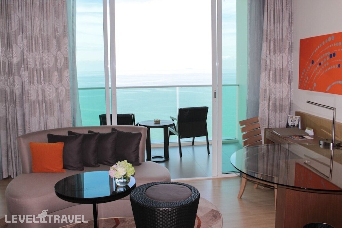 фотографии номера Роскошный семейный отеля Movenpick Siam Hotel Na Jomtien Pattaya в Таиланд(Джомтьен) - фото №4